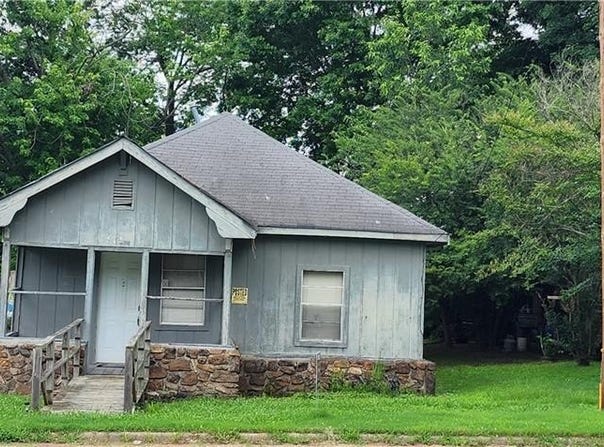 505  N Walnut  ST, Morrilton, AR 72110