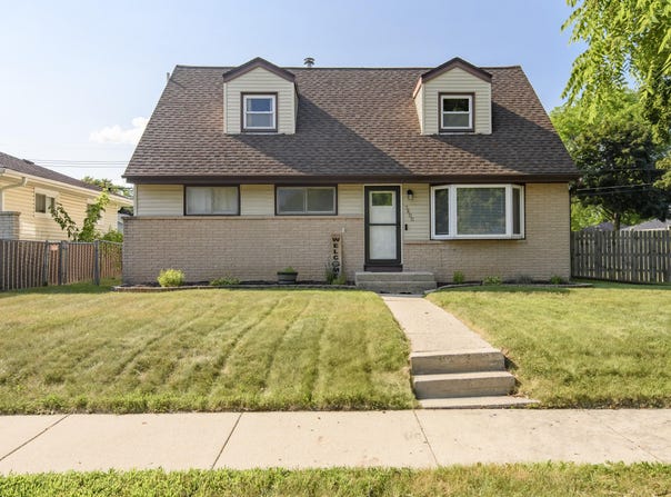 3600 W Parnell Ave, Milwaukee, WI 53221