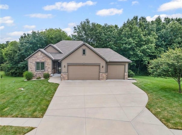 11217 Taylor Drive, Liberty, MO 64068
