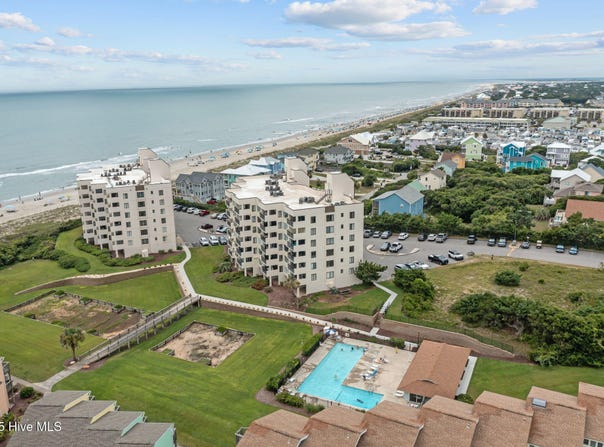 8801 Reed Drive, Emerald Isle, NC 28594