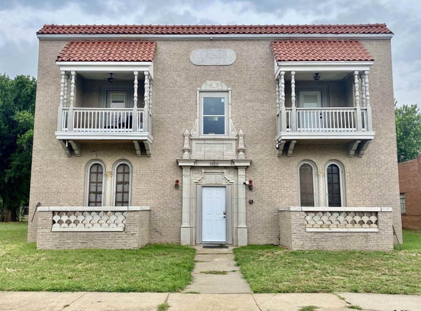 1502 E Broadway, Enid, OK 73701