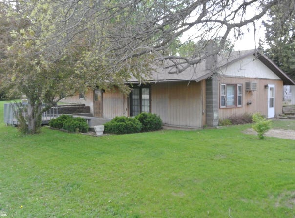 806 Maple Street, Ida Grove, IA 51445