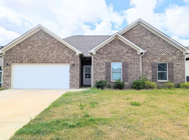 60 Avalon Way, Clanton, AL 35045