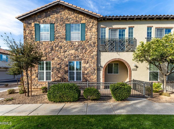 4707 E THUNDERHEART Trail, Gilbert, AZ 85297