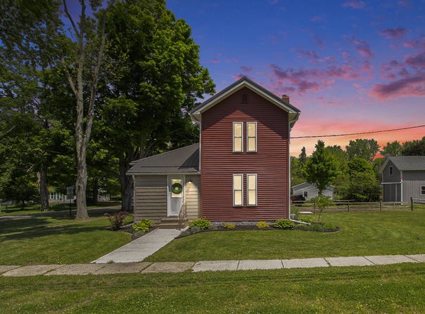 203 E Mill Street, Athens, MI 49011