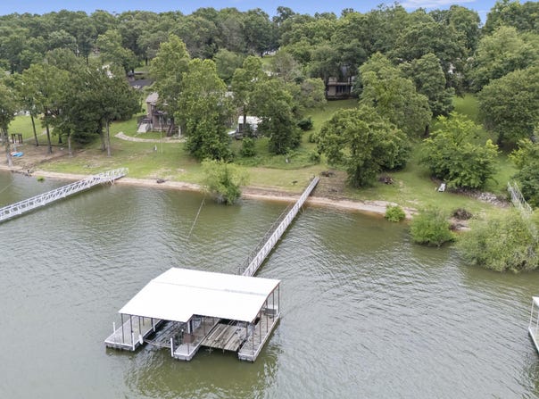24991 S 638 Road, Grove, OK 74344