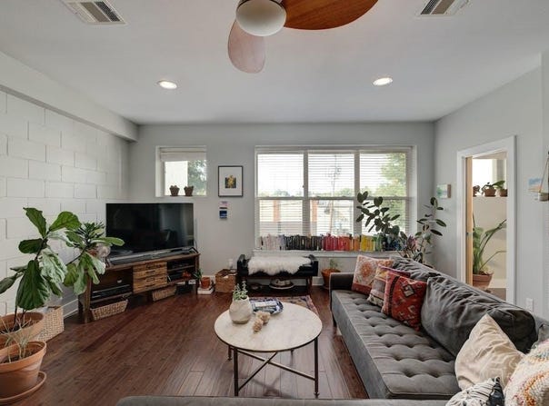 2608 E 6th ST, Austin, TX 78702