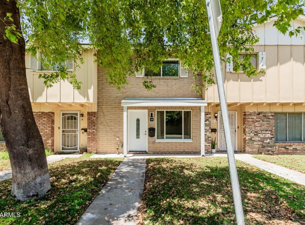 18 E HERMOSA Drive, Tempe, AZ 85282