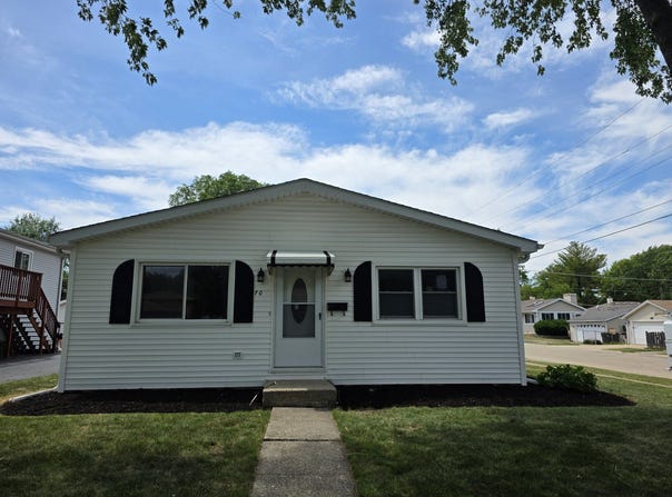 70 N Idlewild Avenue, Mundelein, IL 60060