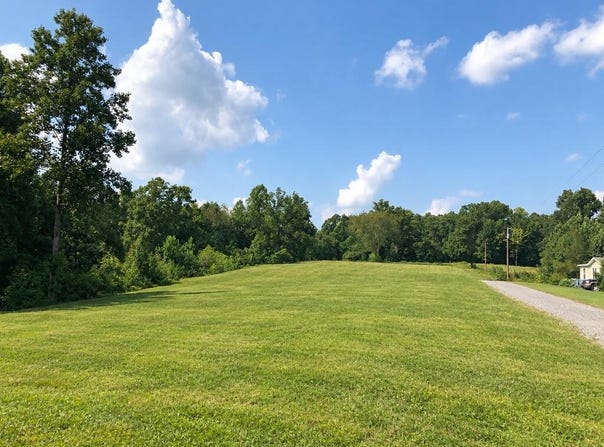 Twin Oaks Rd, Gainesboro, TN 38562