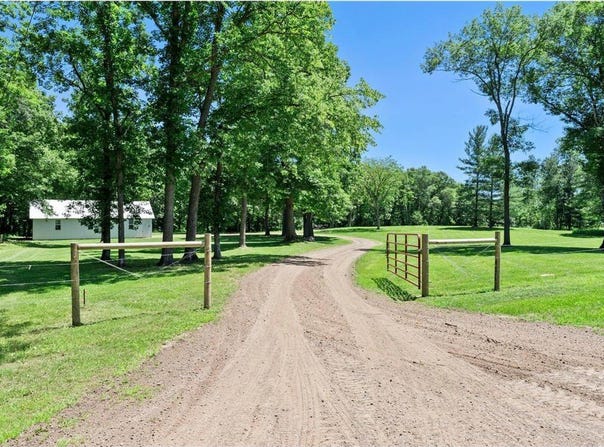 000 Oslin Road, Mora, MN 55051