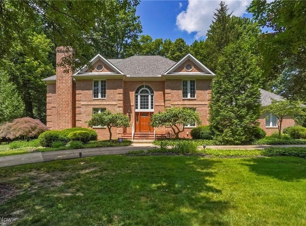 3773 N Shore Drive, Akron, OH 44333