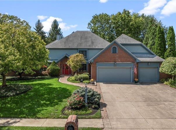 8201 Station House Road, Centerville, OH 45458