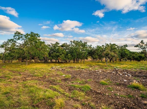 W Nott Branch Rd, Harper, TX 78631