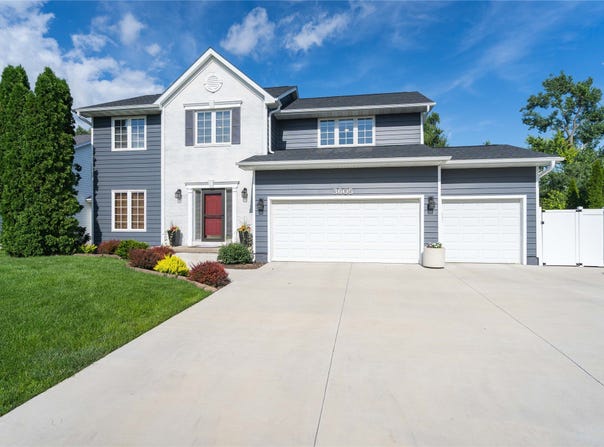 3605 80th Street, Urbandale, IA 50322