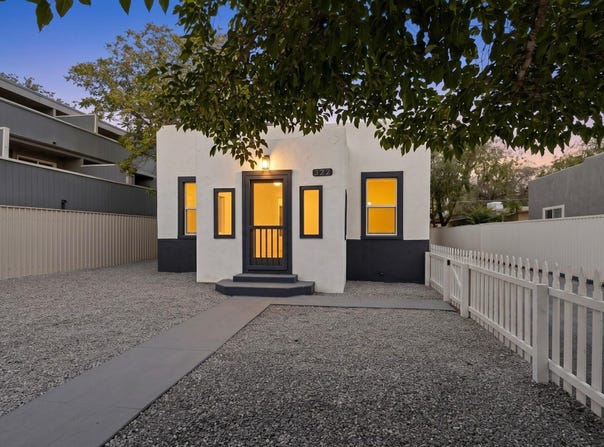 322 Princeton Drive SE, Albuquerque, NM 87106