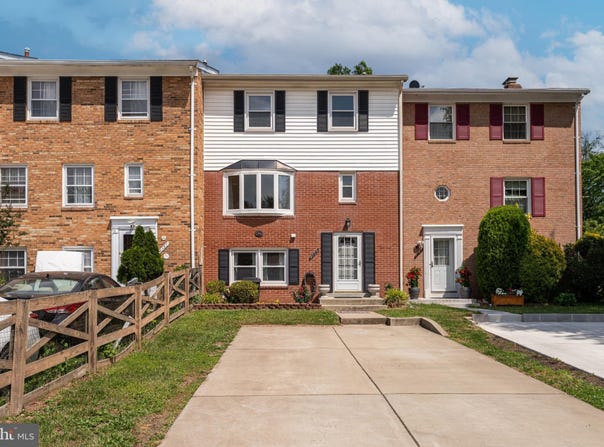 4159 NOVAR Drive, CHANTILLY, VA 20151
