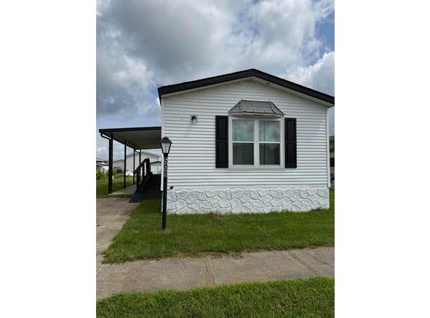 508 Michael Road, Pataskala, OH 43062