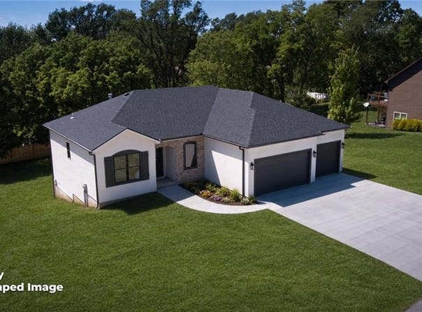 14049 Millstone Boulevard, St Joseph, MO 64505