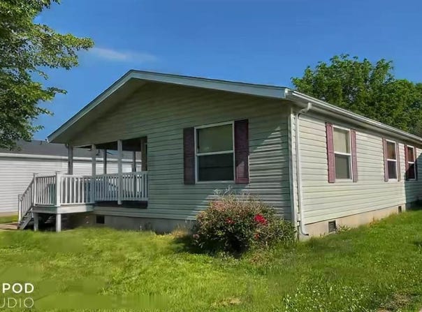 134 Paddock Cir, IowaCity, IA 52240