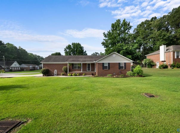 3161 Hawthorne Place, Southside, AL 35907