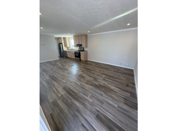 17311 E US Hwy 40, Independence, MO 64055