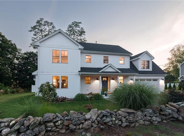 3 Asylum Road, Warren, RI 02885