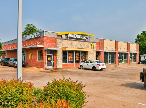 1907 N Meridian Street, Greenfield, TN 38230