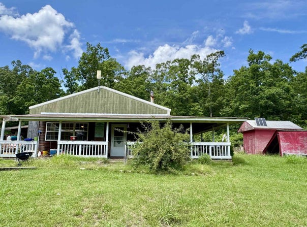 680 Petters Rd., Mountain View, AR 72560
