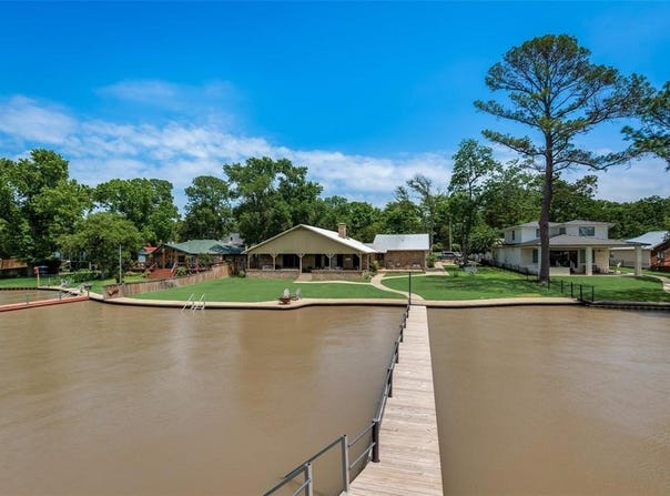 125 Island Park Drive, Gun Barrel City, TX 75156