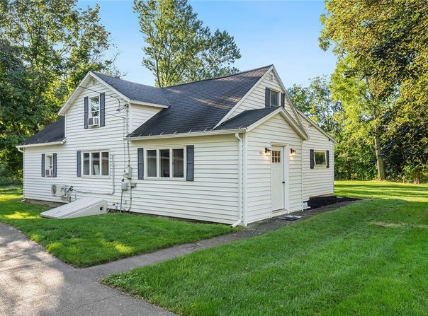 955 Hopeton Road, Penn Yan, NY 14527