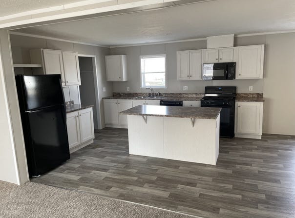 46000 Geddes Road, Canton, MI 48188