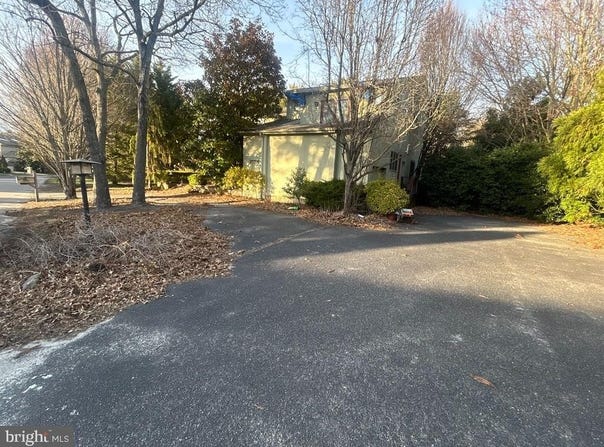 5 MILL LANE, LINWOOD, NJ 08221