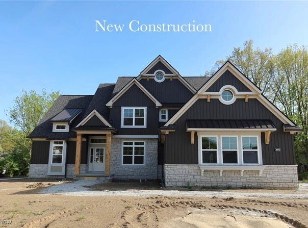 4392 Palomar Lane, Westlake, OH 44145