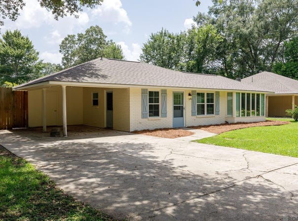 931 Aime St, Denham Springs, LA 70726