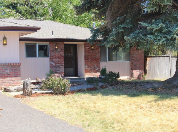 5557 Sylvia Avenue, Klamath Falls, OR 97603