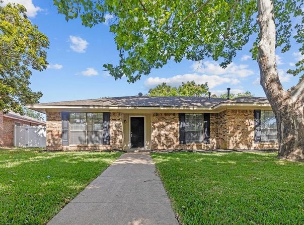 226 Gwendola Drive, McKinney, TX 75071