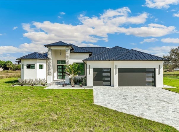 6201 Greenbriar Farms Road, Fort Myers, FL 33905