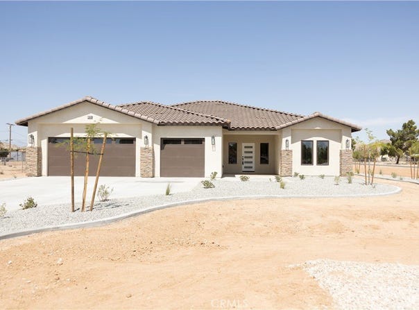 15640 Cheyenne Road, Apple Valley, CA 92307
