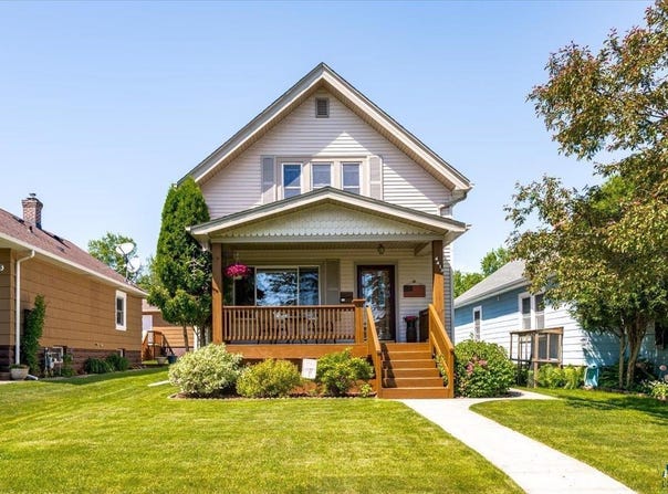 4413 Medina St, Duluth, MN 55807