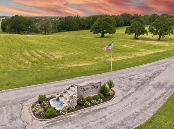 S 146th Road, Bolivar, MO 65613
