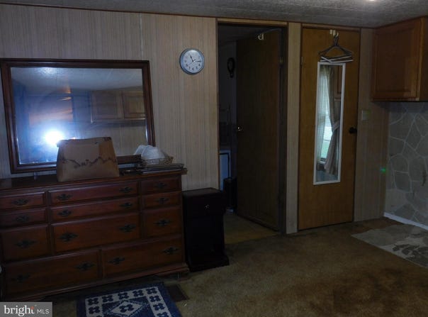 65 BENNER'S MOBILE COURT, THOMPSONTOWN, PA 17094