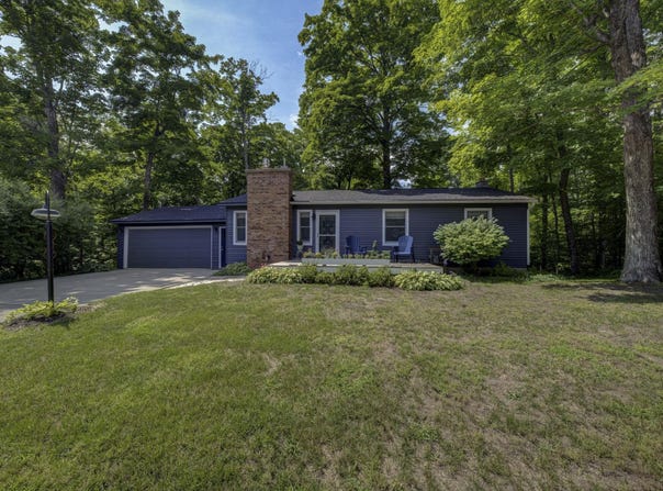 7865 E Woodside Court, Traverse City, MI 49684