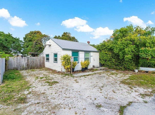 1047 Miner Road, Lake Worth, FL 33462