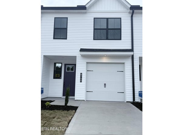 8708 Chapman Trace Way, Knoxville, TN 37920