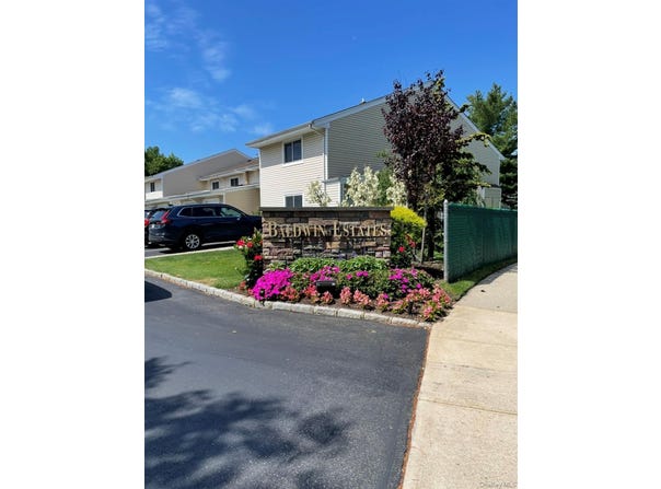 2355 Pershing Boulevard, Baldwin, NY 11510