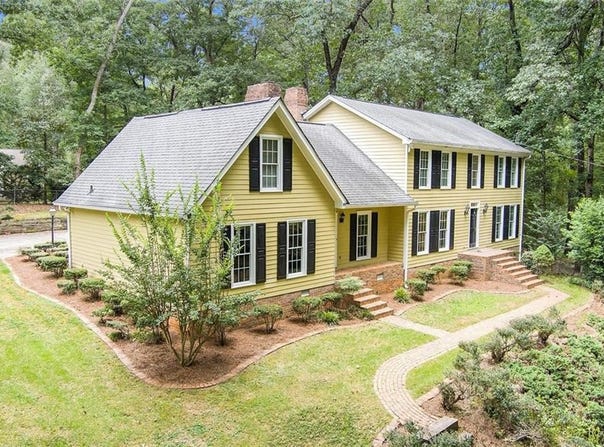 3656 RAINBOW Circle, Snellville, GA 30039