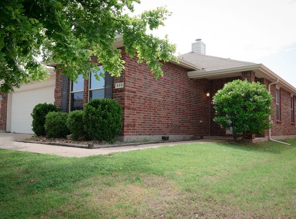 590 Arthur Drive, Lavon, TX 75166