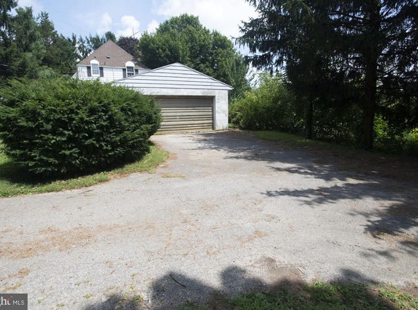 874 & 884 DELTA ROAD, RED LION, PA 17356