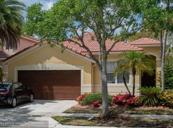 618 Bald Cypress Rd, Weston, FL 33327